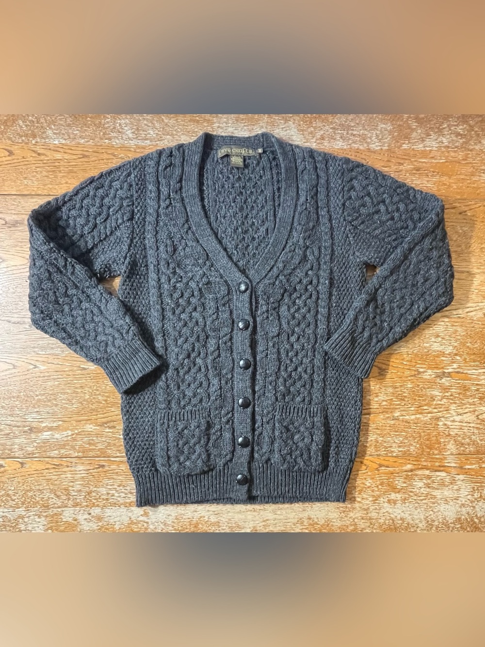 Inis Crafts Aran knit gray cardigan sweater size medium 100% Marino wool